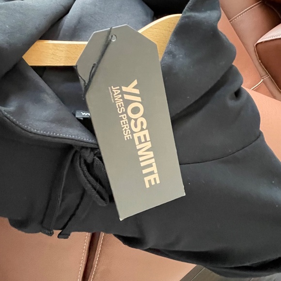 James Perse Black Cropped YOSEMITE Hoodie ~ Women’s Size 4 (fits like an XL) - Picture 12 of 14